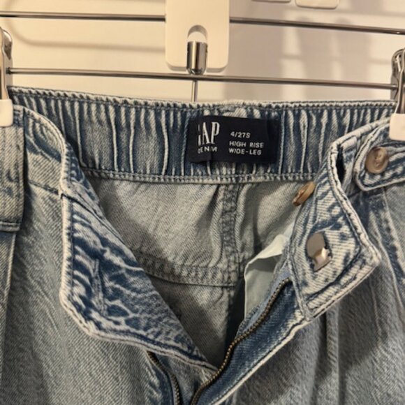 GAP High Rise Wide Leg Jeans - Picture 3 of 3
